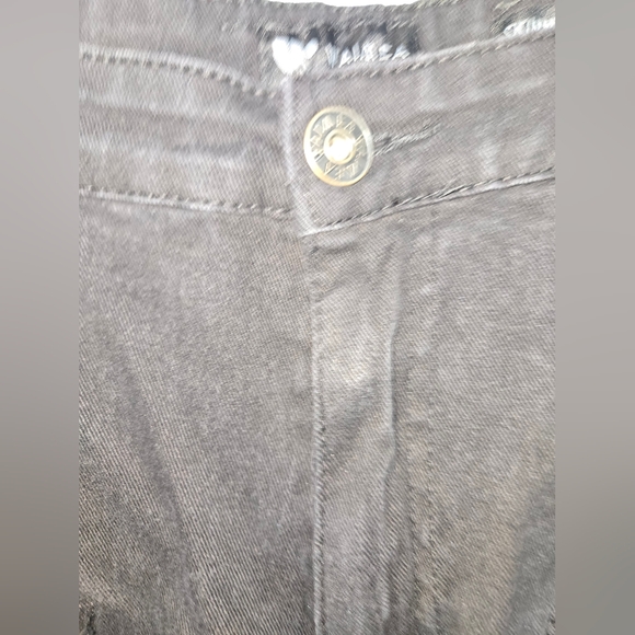 Waimea Men's 36x32 Black Distressed Moto Jeans with Reflective Stripes - Picture 5 of 13